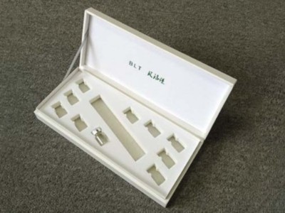 濟南彩盒生產廠家，定制化妝品包裝盒內托有這些方案