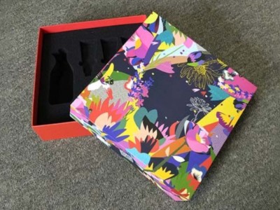 濟南精品盒廠家告訴你，如何做出創意的化妝品包裝盒